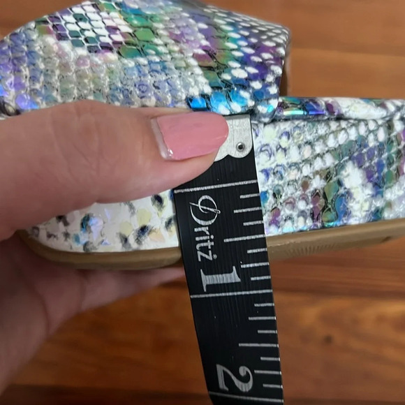 Bamboo "Compose" Platform Block Heels in Iridescent Snakeskin - NIB - Size 9 - Picture 6 of 13